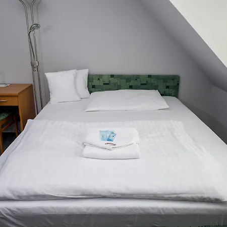 U Crliku Hotell 3*