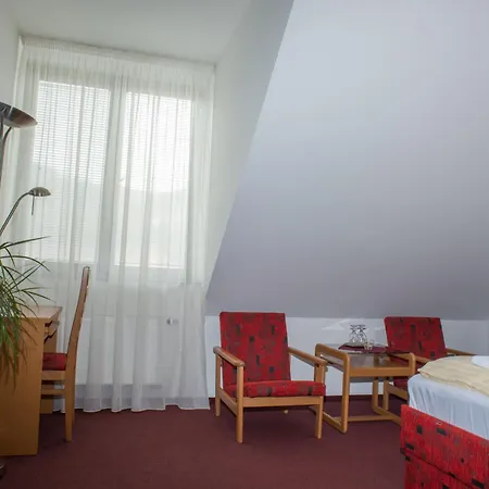 U Crliku Hotel 3*