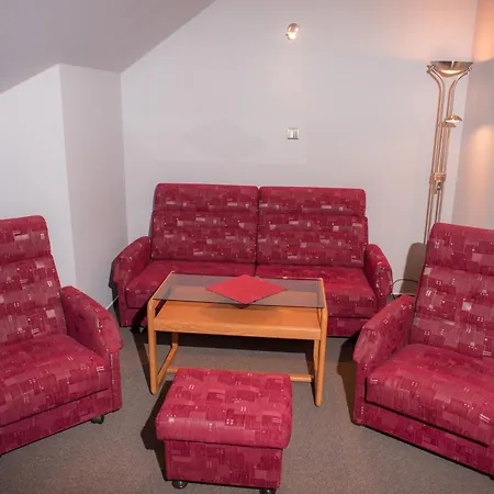 U Crliku Hotell Tetčice