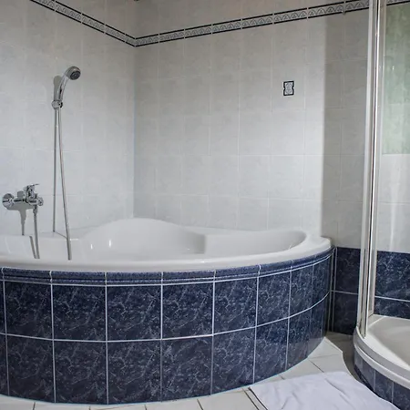 Hotell U Crliku 3*
