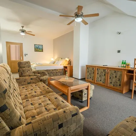 U Crliku Hotel 3*