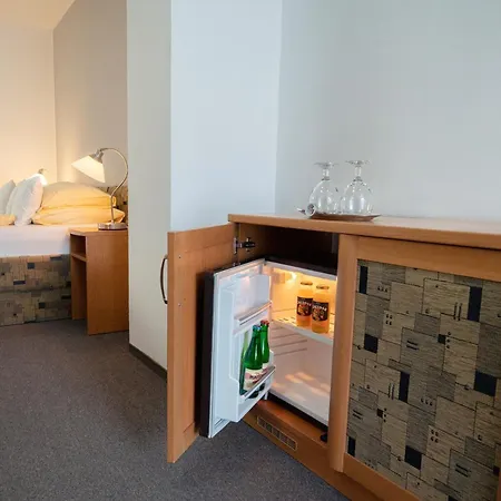 U Crliku Hotel Tetčice
