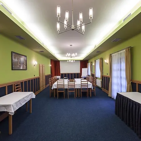 Hotel U Crliku Tetčice