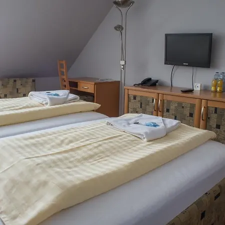 Hotel U Crliku Tetcice
