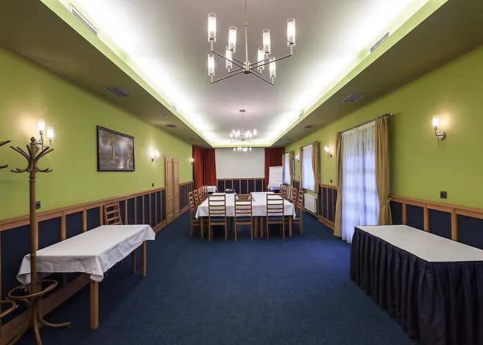 Hotel U Crlíků Tetčice