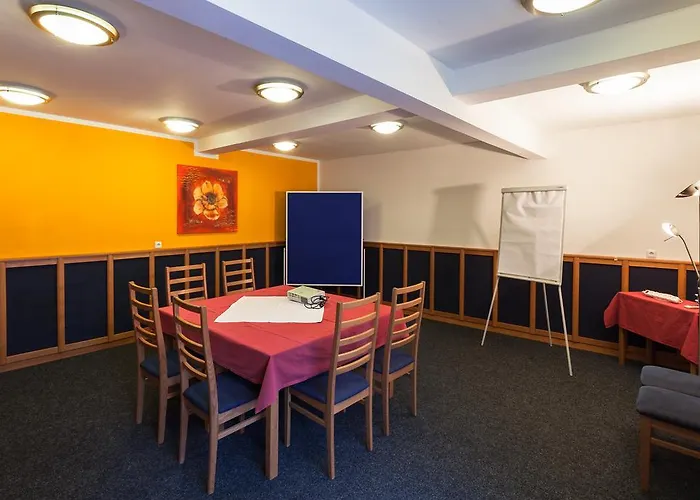 Hotel U Crlíků 3*