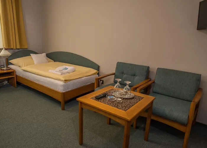 Hotel U Crlíků 3*