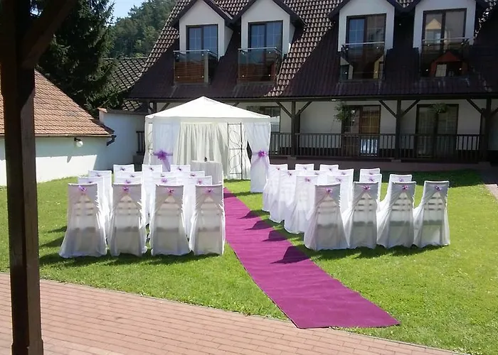 Hotel U Crlíků 3*